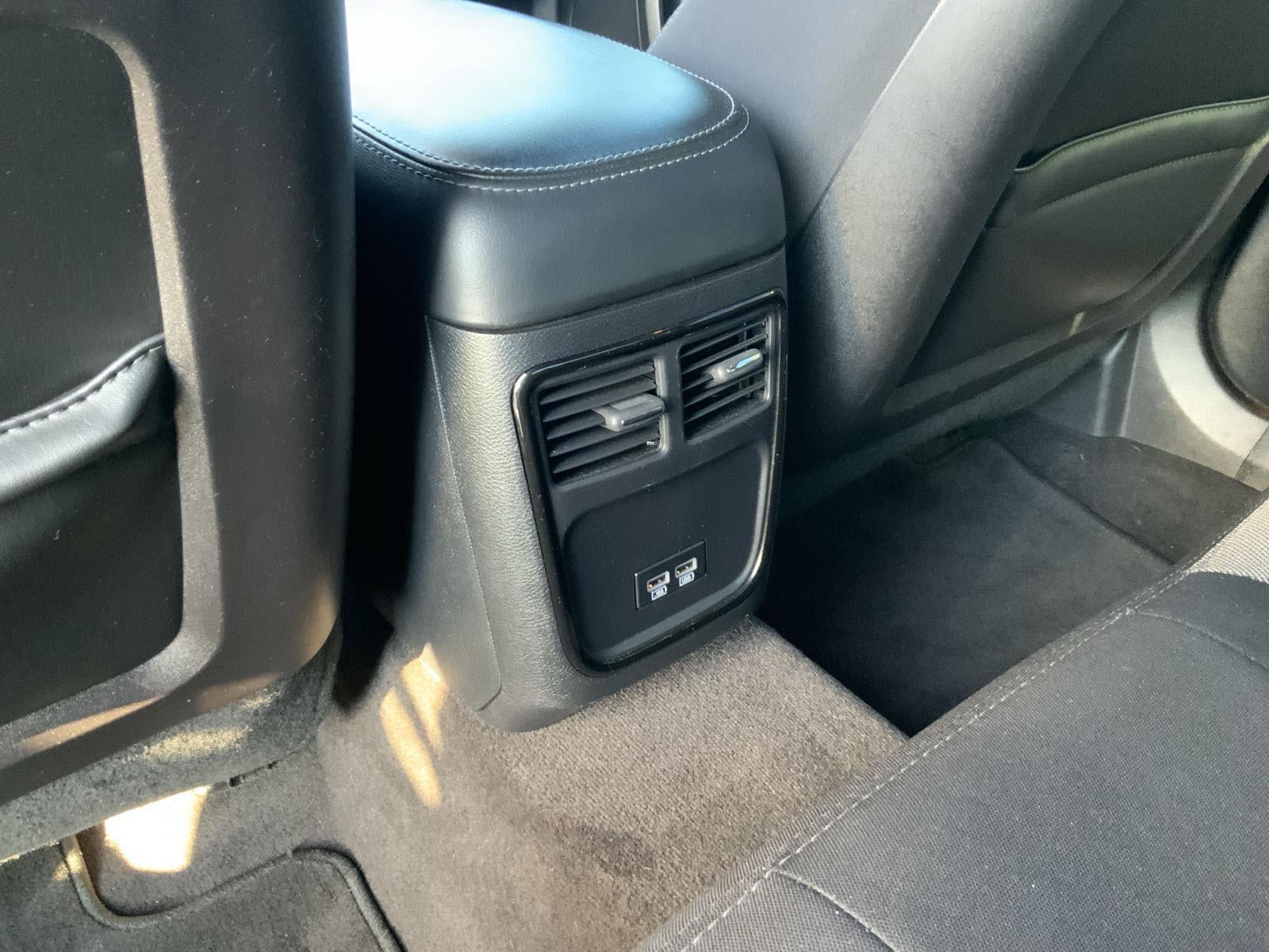 2018 Dodge Charger SXT