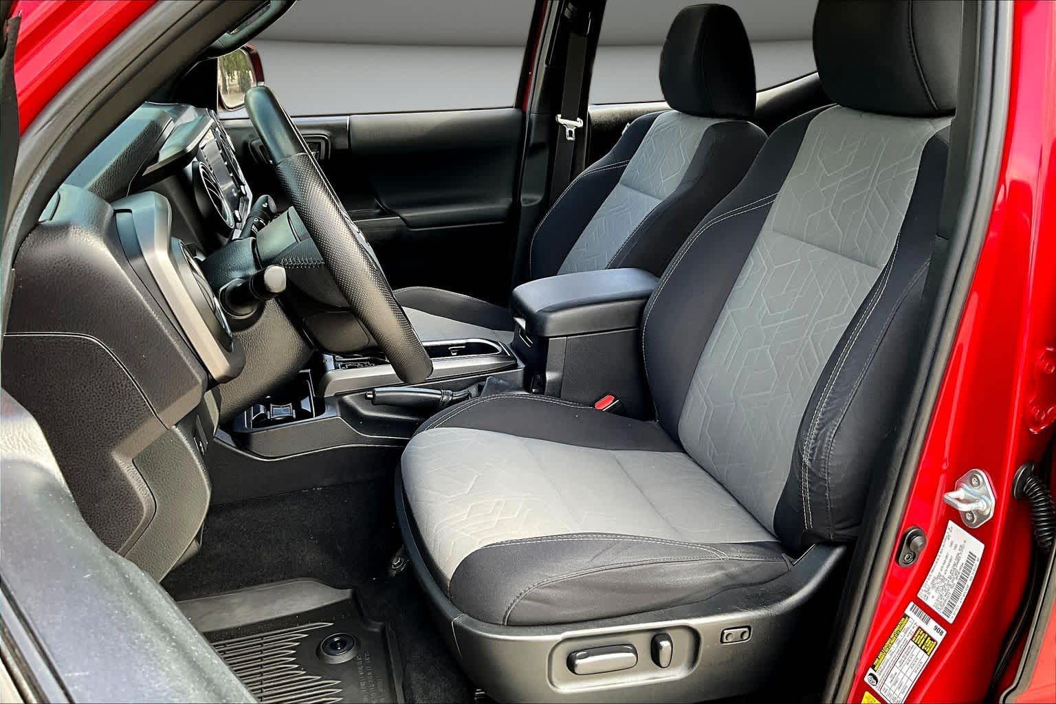 2022 Toyota Tacoma TRD Sport