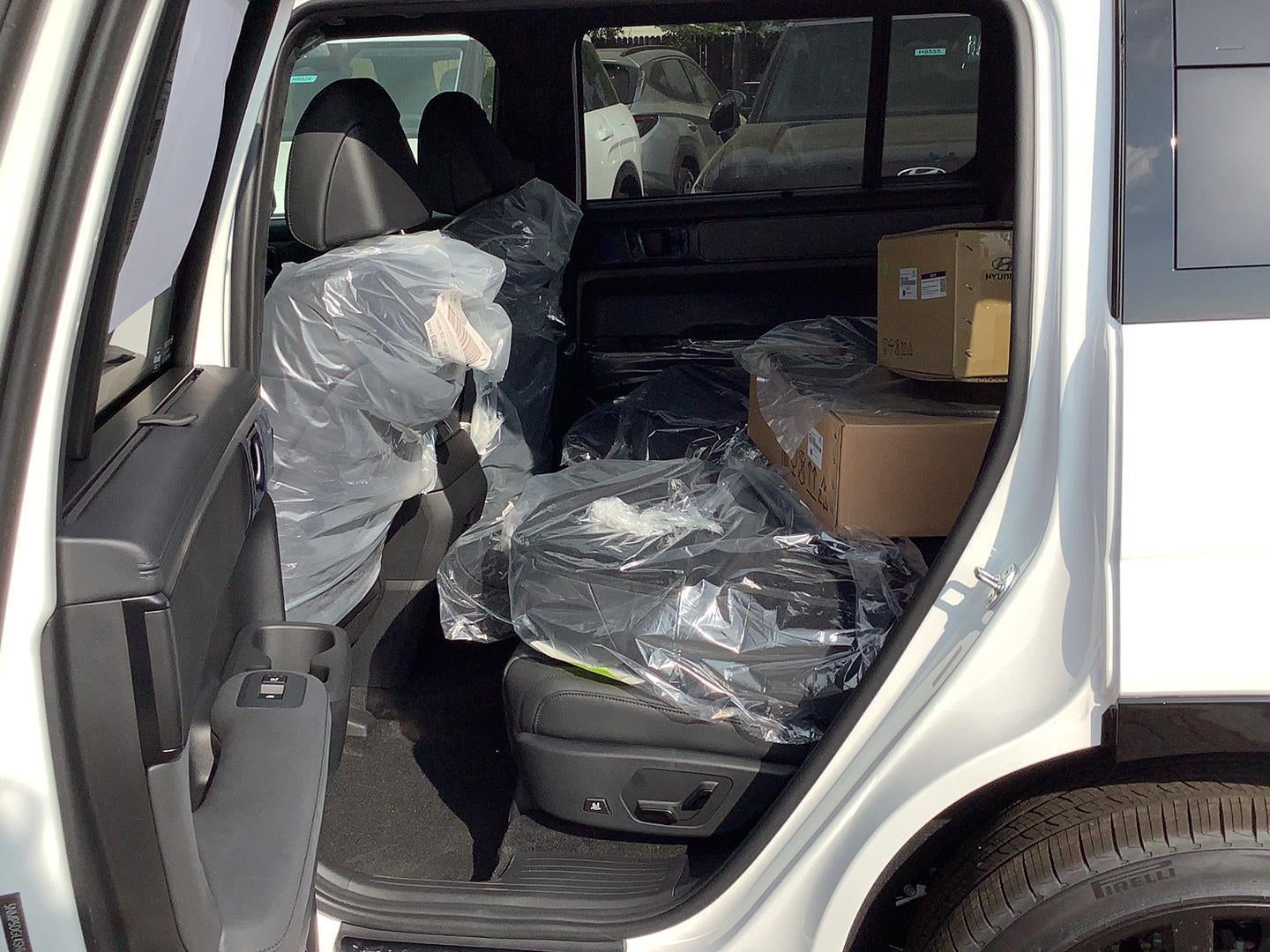 2025 Hyundai SANTA FE Calligraphy AWD