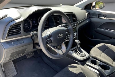2020 Hyundai ELANTRA SE