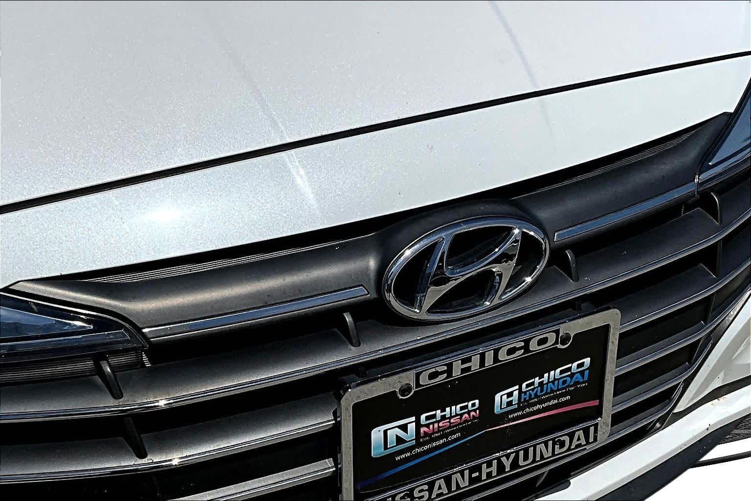 2020 Hyundai ELANTRA SE