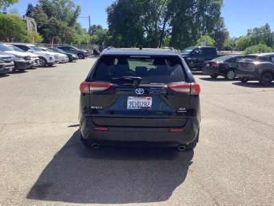 2023 Toyota RAV4 Hybrid XLE