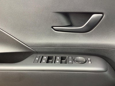 2026 Hyundai KONA SE AWD