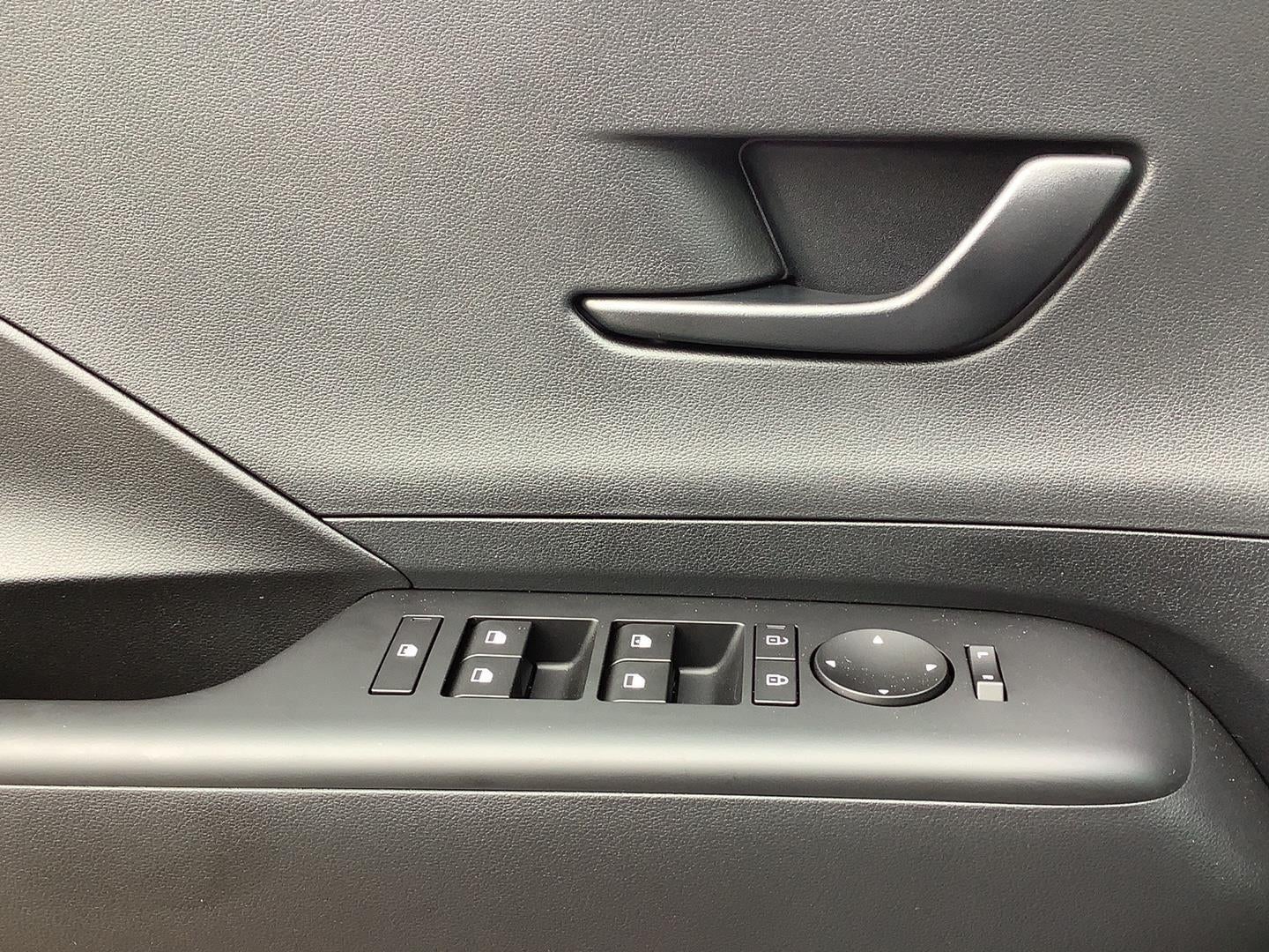 2026 Hyundai KONA SE AWD