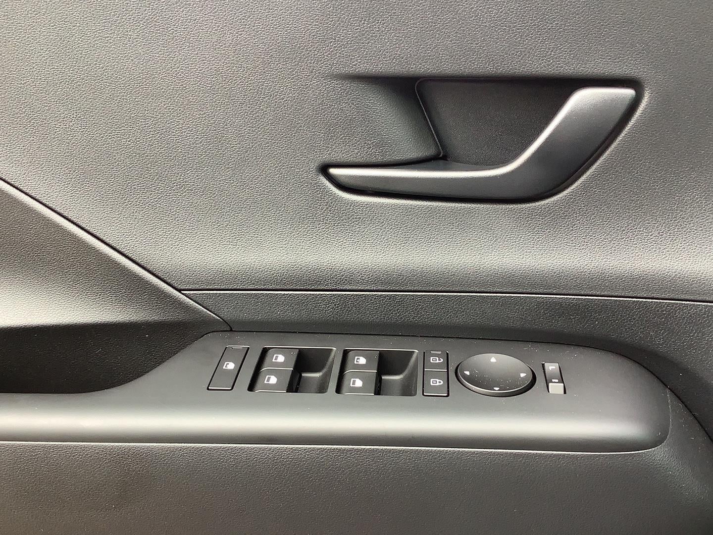 2026 Hyundai KONA SE AWD