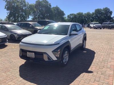 2025 Hyundai KONA SE