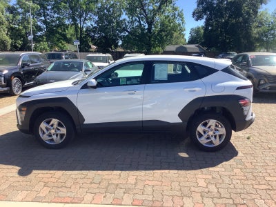 2025 Hyundai KONA SE