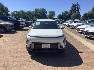 2025 Hyundai KONA SE