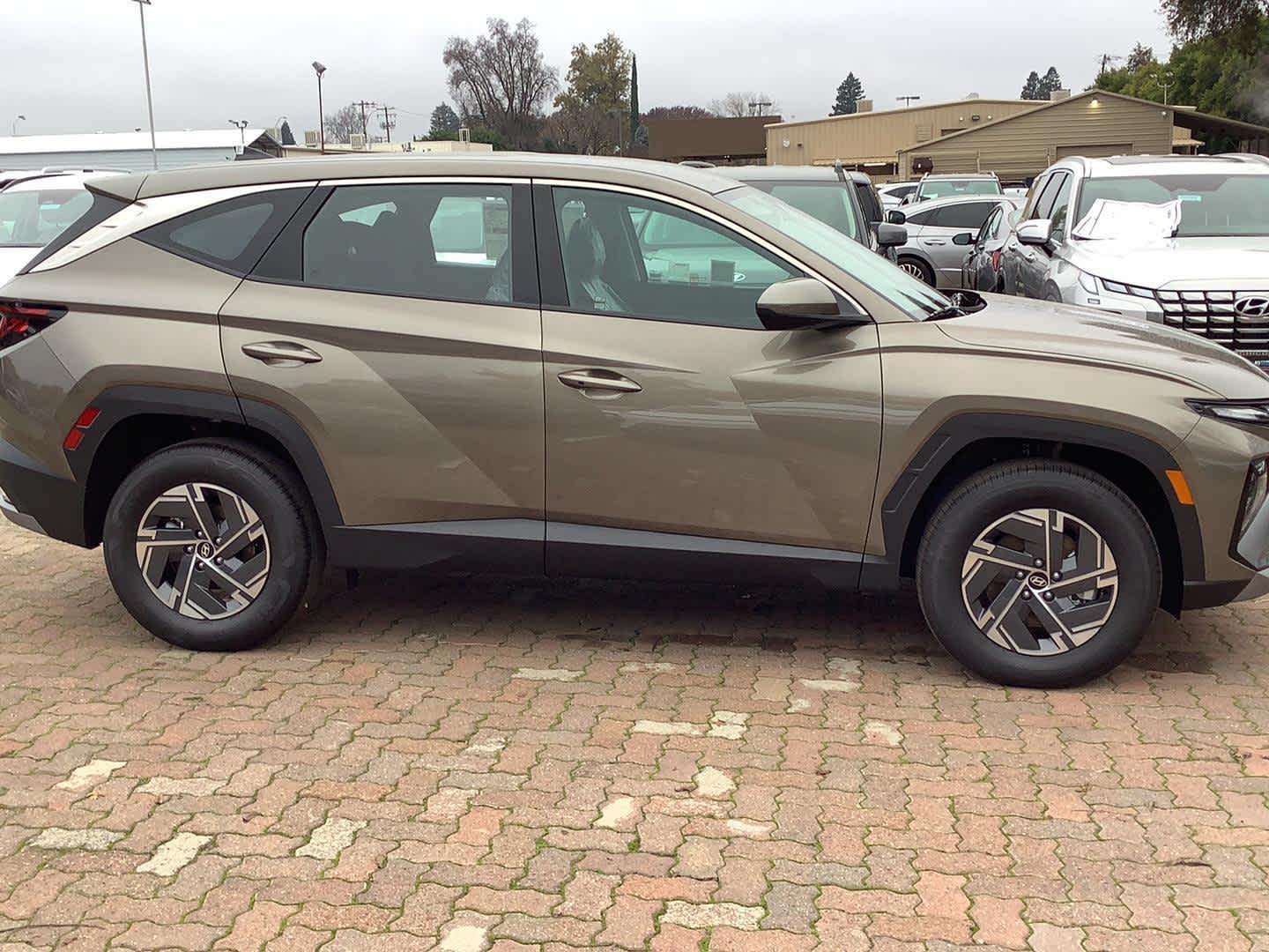 2026 Hyundai TUCSON HYBRID Blue