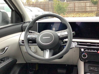 2026 Hyundai TUCSON HYBRID SEL AWD