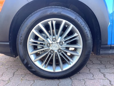 2020 Hyundai KONA SEL Plus