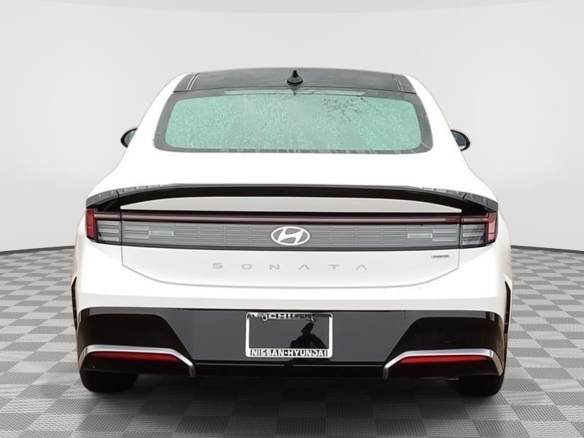 2026 Hyundai SONATA HYBRID SEL