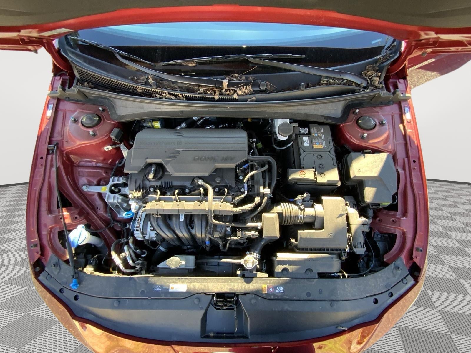 2025 Hyundai ELANTRA SE