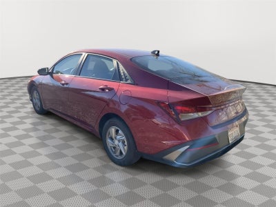 2025 Hyundai ELANTRA SE