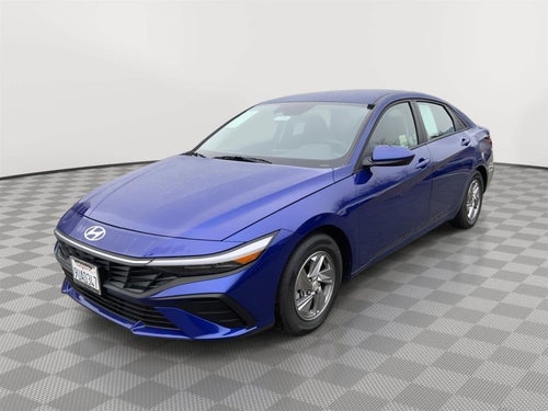 2025 Hyundai ELANTRA SE