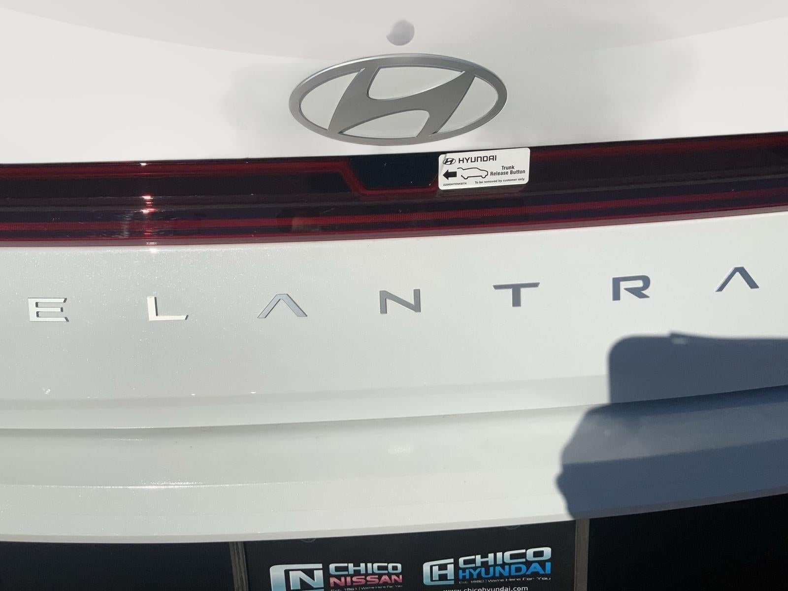 2025 Hyundai ELANTRA HYBRID Limited