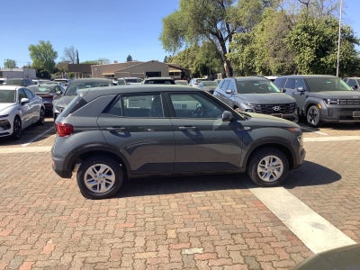 2026 Hyundai VENUE SE