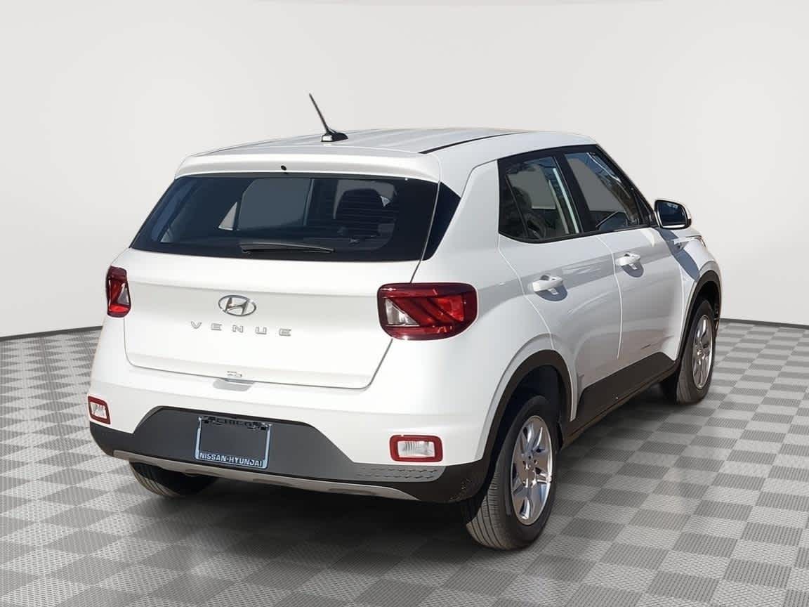 2026 Hyundai VENUE SE