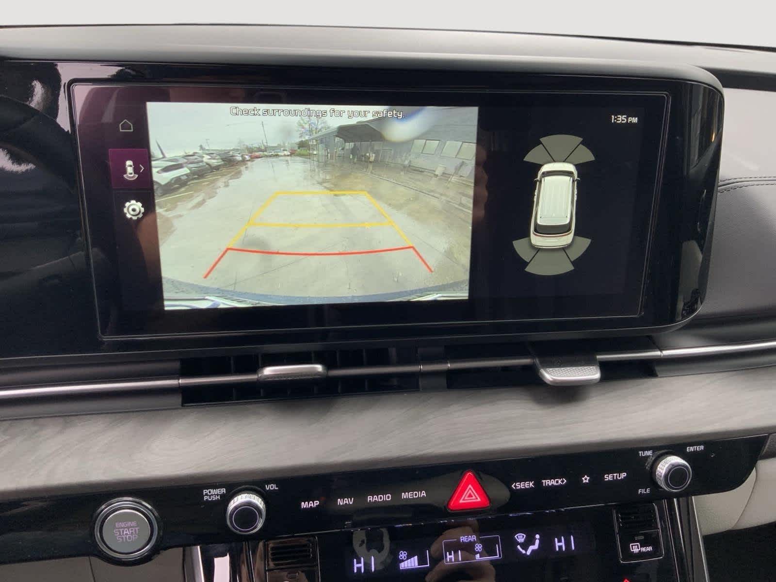 2024 Kia Carnival EX