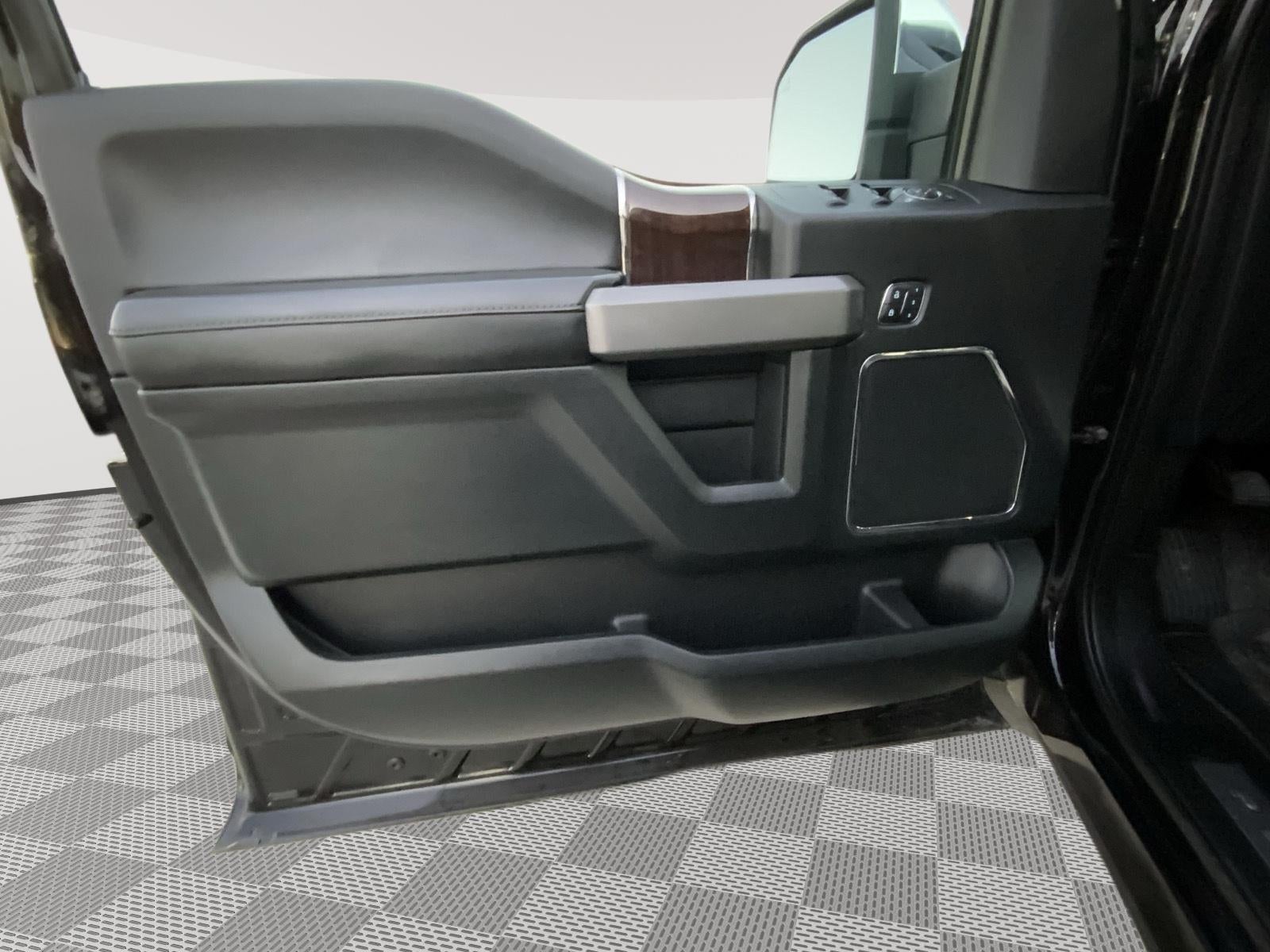 2016 Ford F-150 Platinum