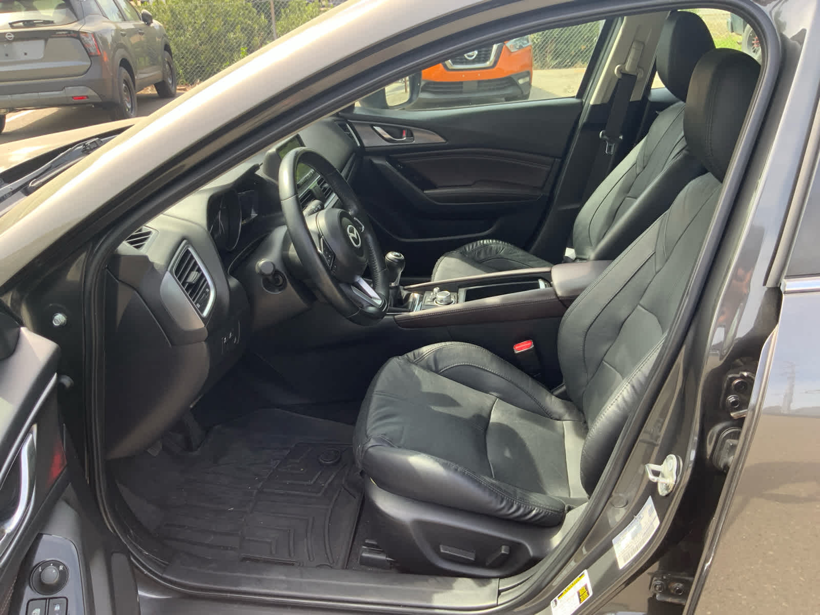 2018 Mazda Mazda3 5-Door Grand Touring