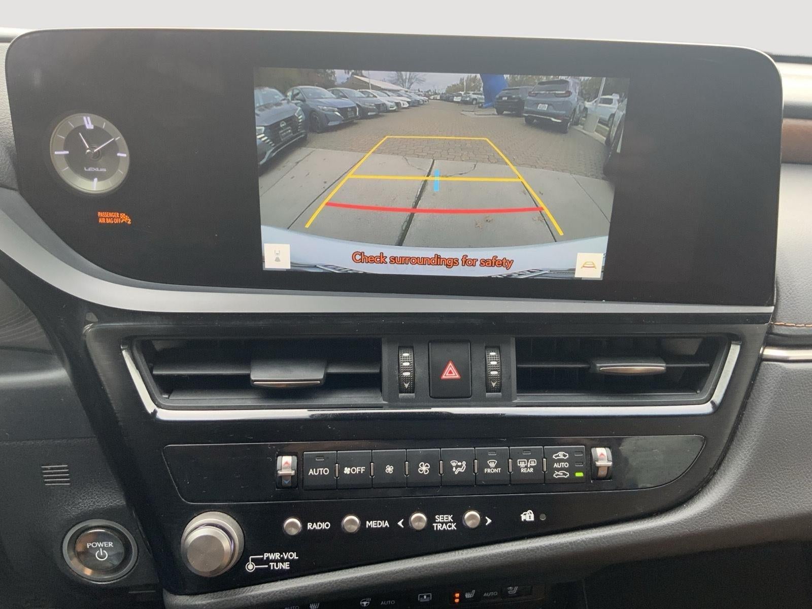 2023 Lexus ES ES 300h Luxury