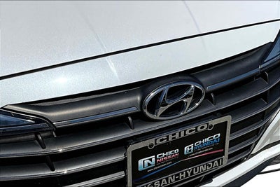 2020 Hyundai ELANTRA SE