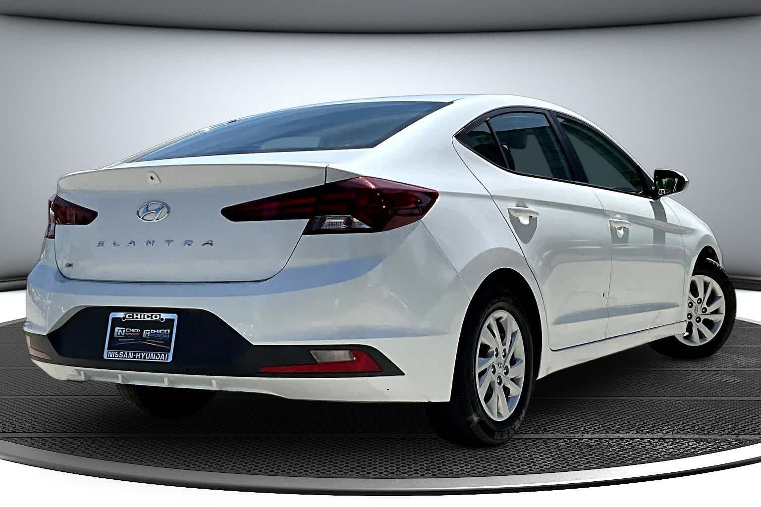 2020 Hyundai ELANTRA SE