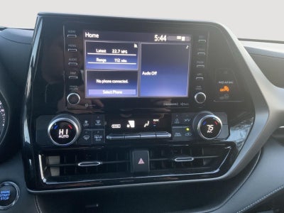 2022 Toyota Highlander LE