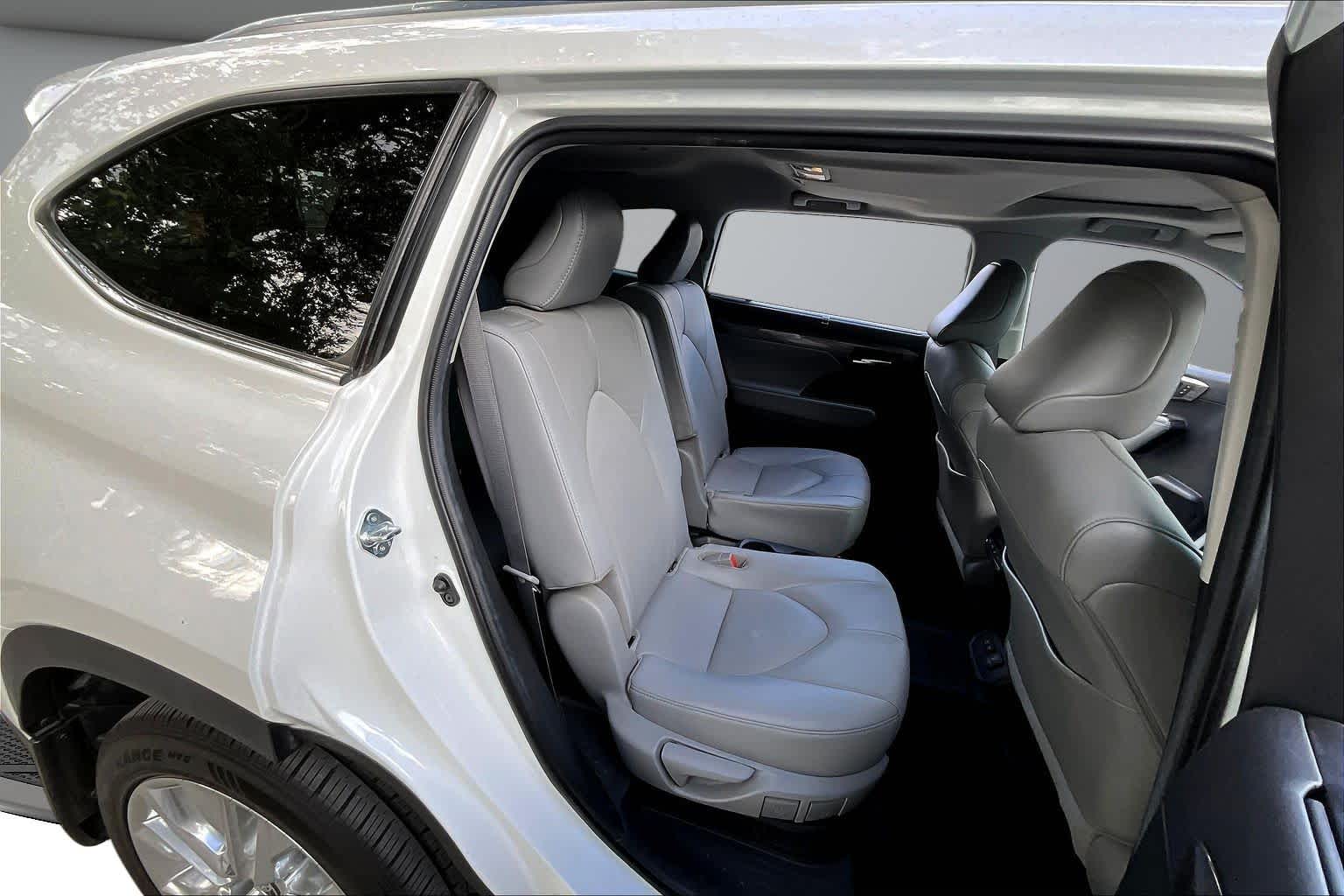 2021 Toyota Highlander Hybrid Limited