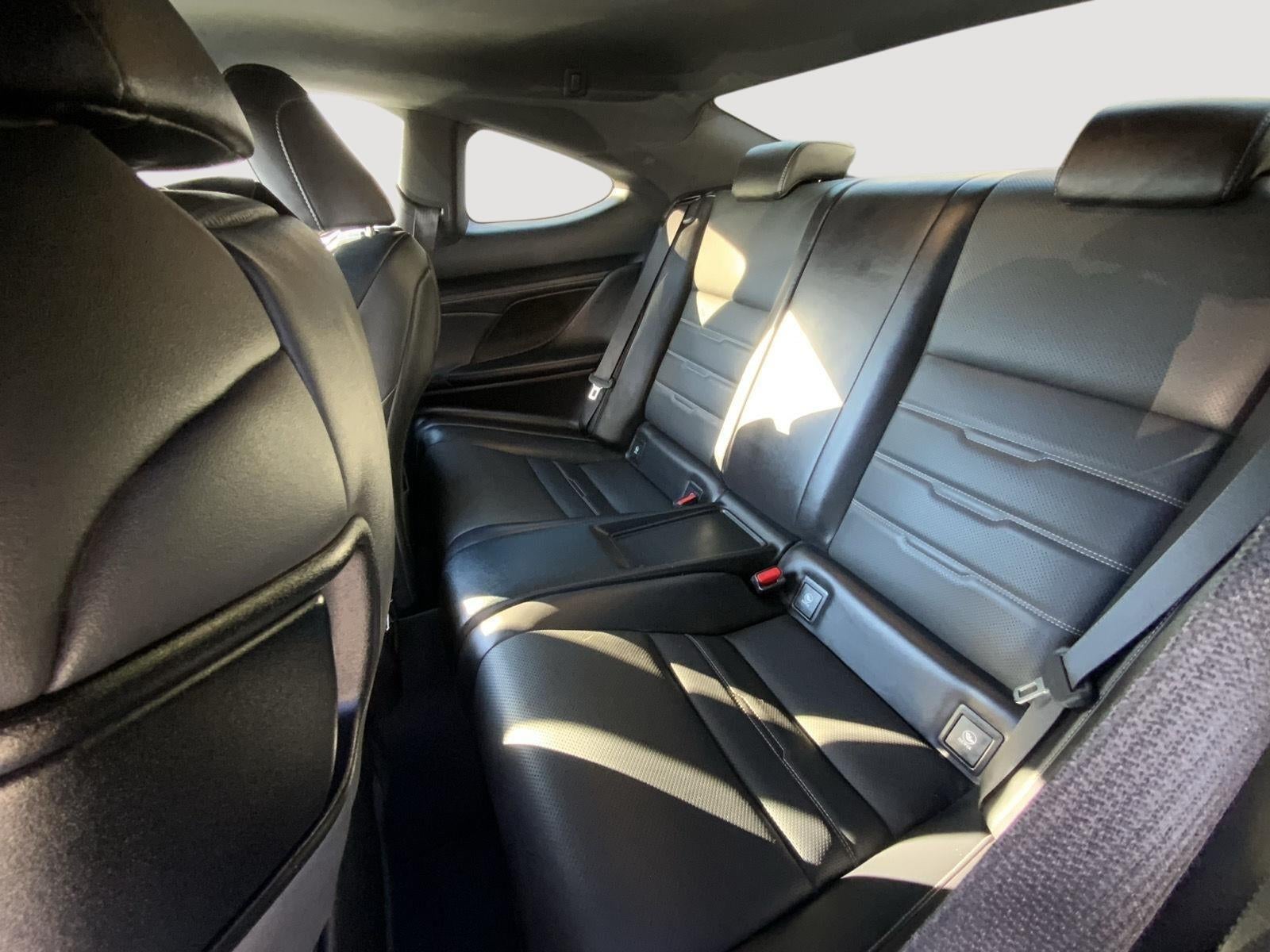 2016 Lexus RC 200t Base