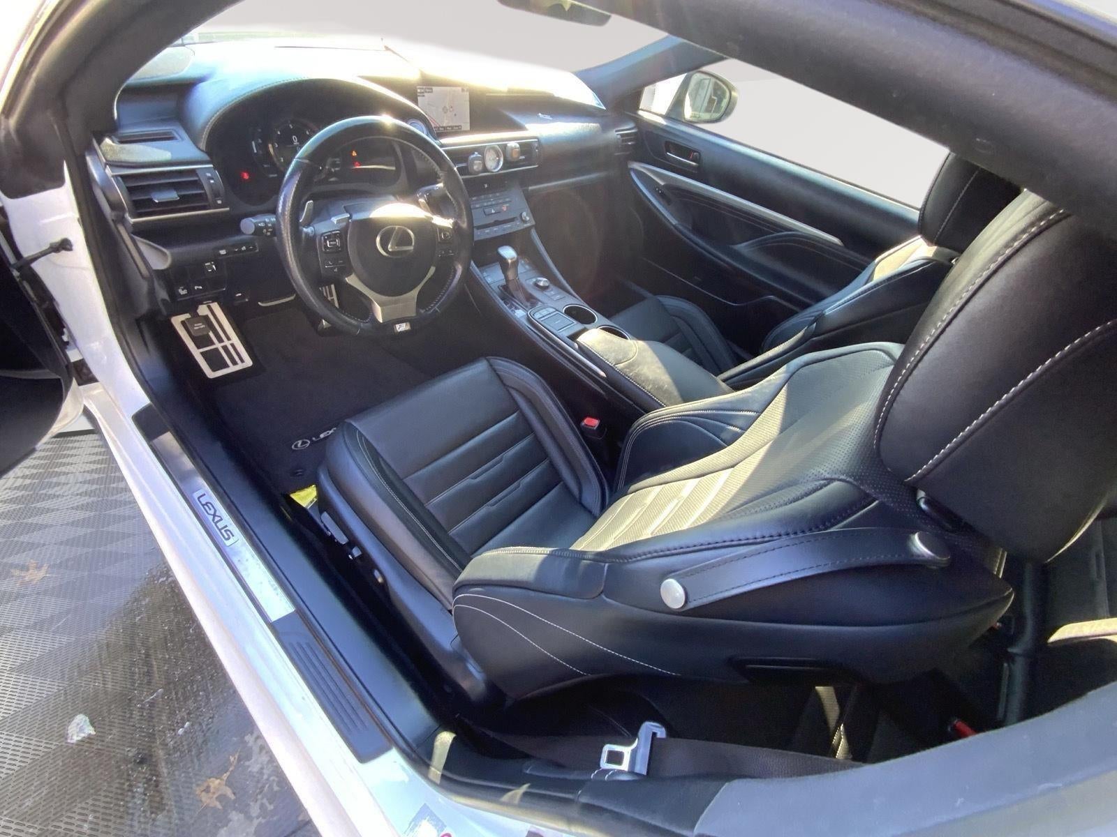 2016 Lexus RC 200t Base