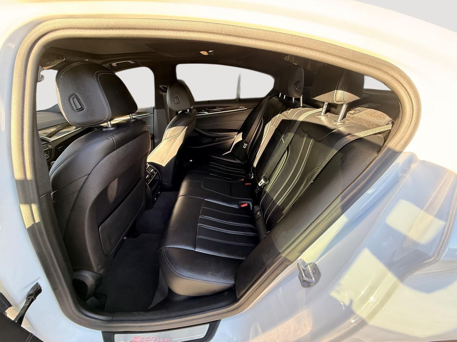 2018 BMW 5 Series 540i