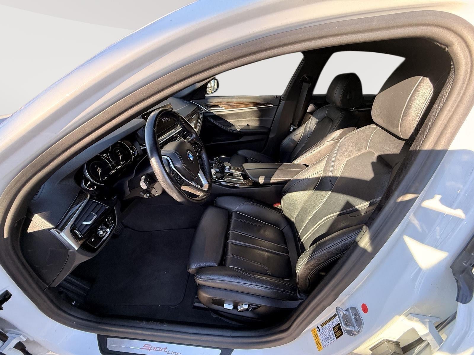 2018 BMW 5 Series 540i