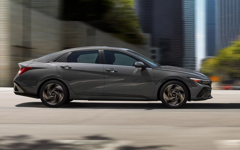 2025 Hyundai Elantra Hybrid